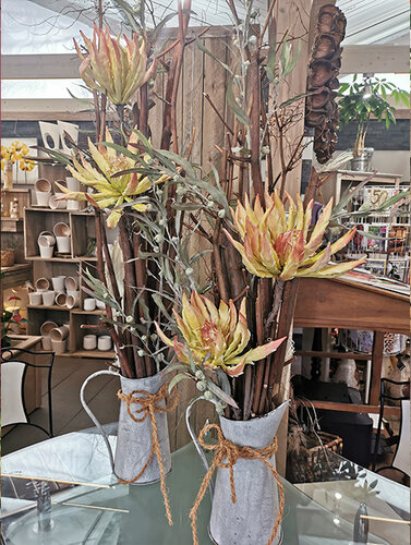 Trocken- und Seidenblumengestecke 1.jpg